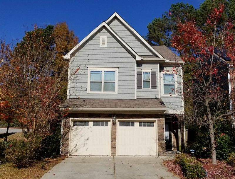 2207 Tanners Mill Dr, Durham, NC 27703