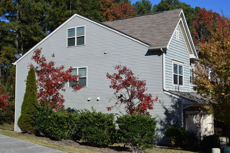 2207 Tanners Mill Dr, Durham, NC 27703