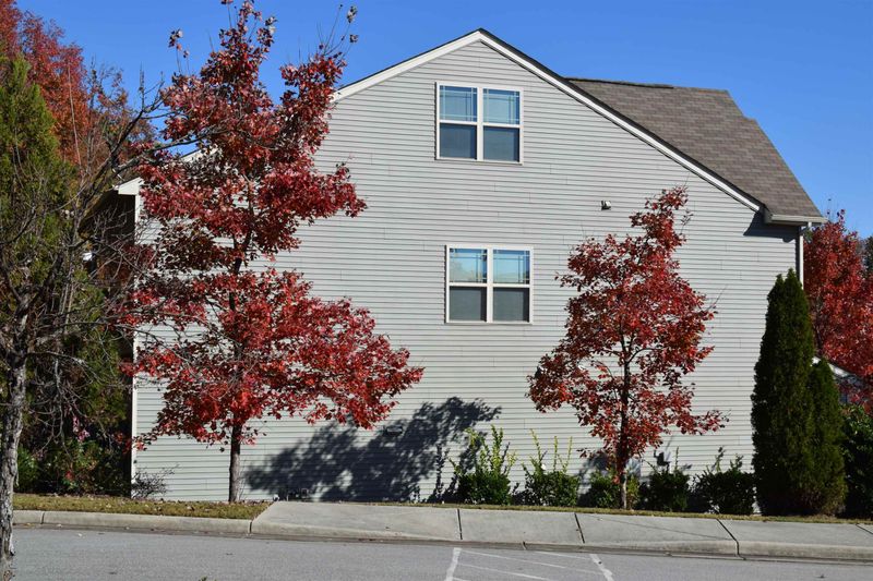 2207 Tanners Mill Dr, Durham, NC 27703
