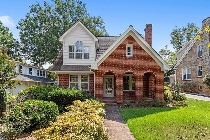 2208 Byrd St, Raleigh, NC 27608