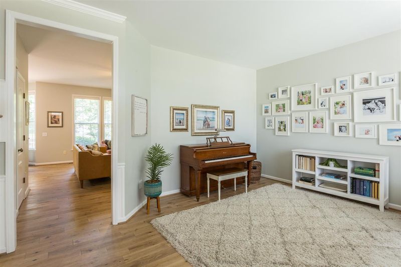 2208 Colony Woods Dr, Apex, NC 27523