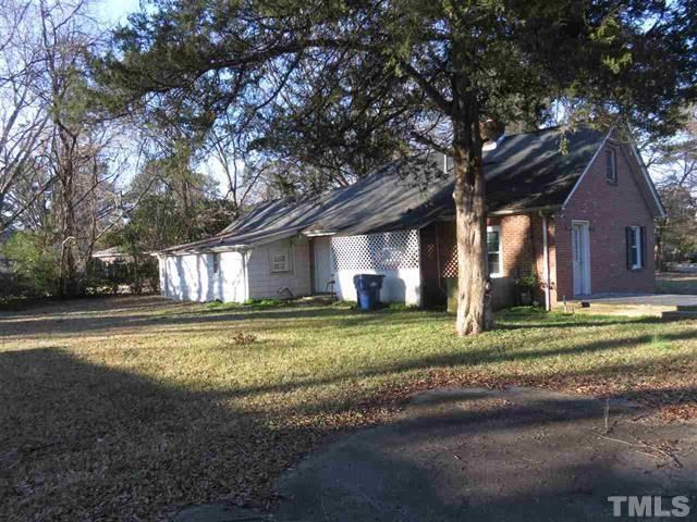 2208 Hawkins St, Raleigh, NC 27610