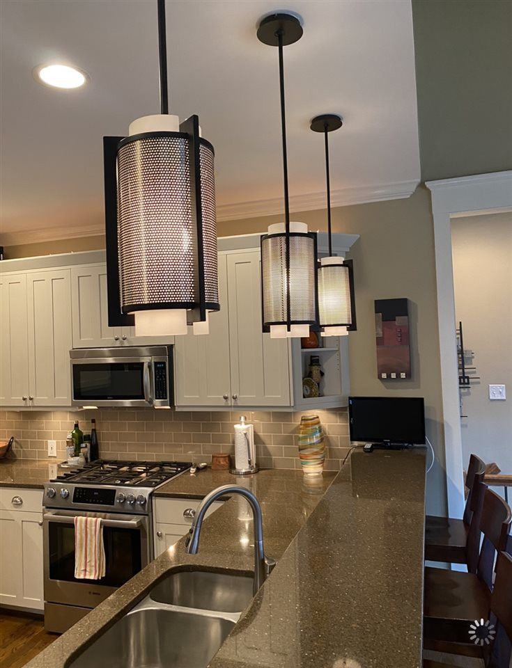2208 Hollowgate Rd, Raleigh, NC 27614