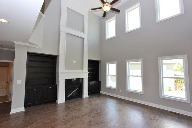 2208 Mills Crest St, Fuquay Varina, NC 27526