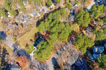 2208 Ridgefield Dr, Chapel Hill, NC 27517