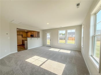 2208 Roadster Pony Ln, Hope Mills, NC 28348