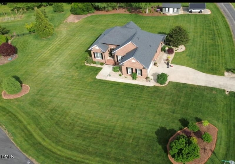 2208 Saint Bride Ct, Mebane, NC 27302