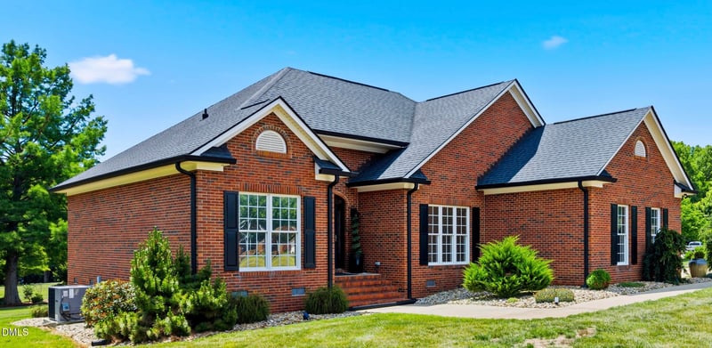 2208 Saint Bride Ct, Mebane, NC 27302