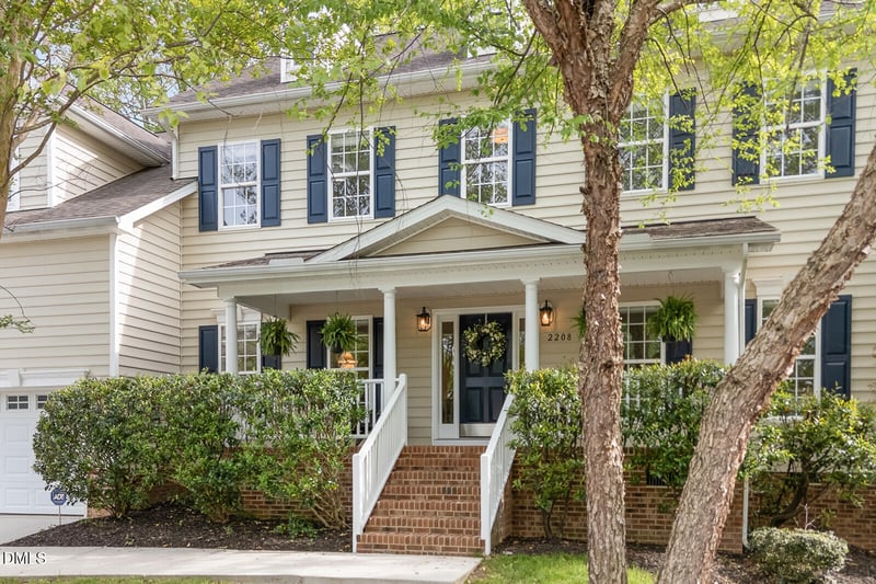 2208 Summer Elms Ct, Raleigh, NC 27614