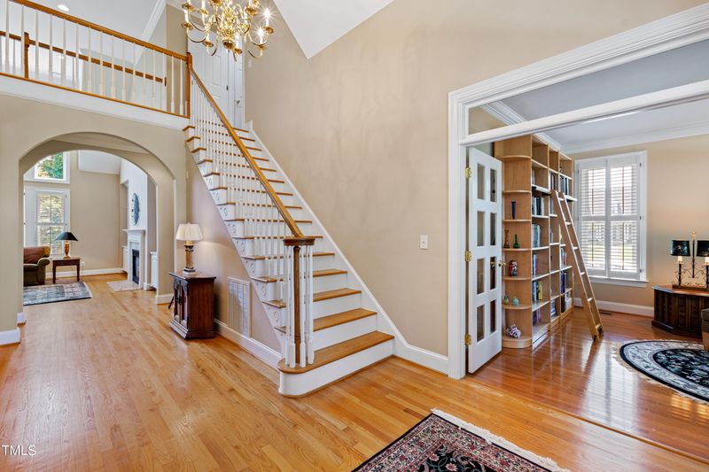 2208 Trail Wood Dr, Durham, NC 27705