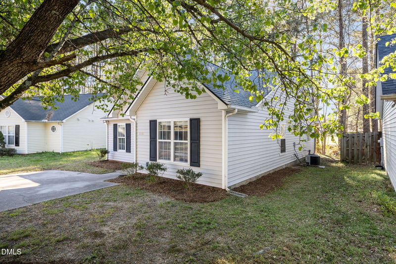 2208 Walnut Ridge Ct, Raleigh, NC 27610