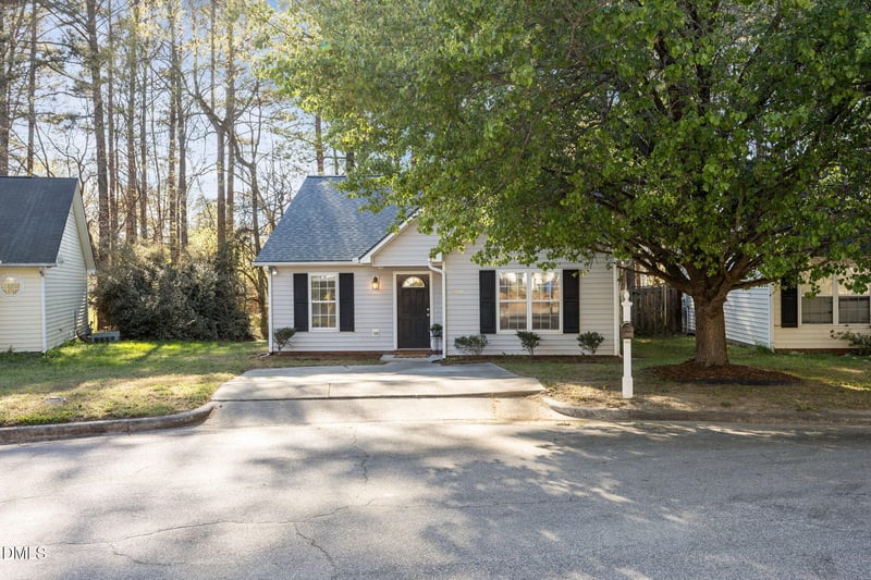 2208 Walnut Ridge Ct, Raleigh, NC 27610