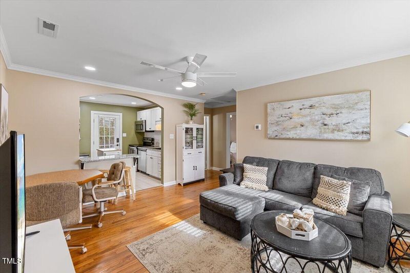 2209 Bernard St, Raleigh, NC 27608
