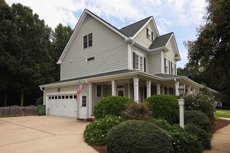 2209 Briland Ct, Fuquay Varina, NC 27526