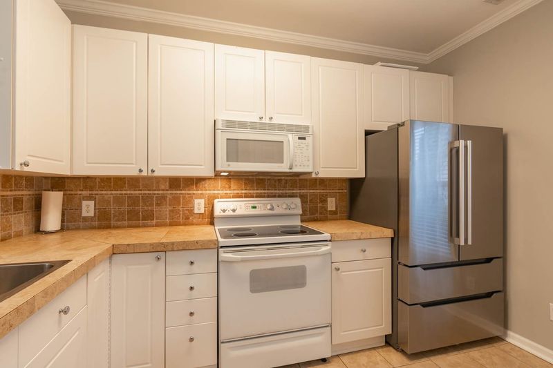 2209 Castle Pines Dr, Raleigh, NC 27604