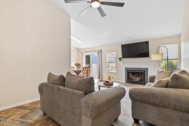 2209 Dobbin Pl, Raleigh, NC 27604