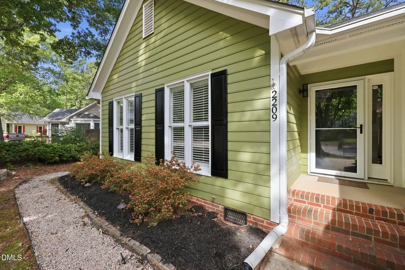 2209 Leadenhall Way, Raleigh, NC 27603