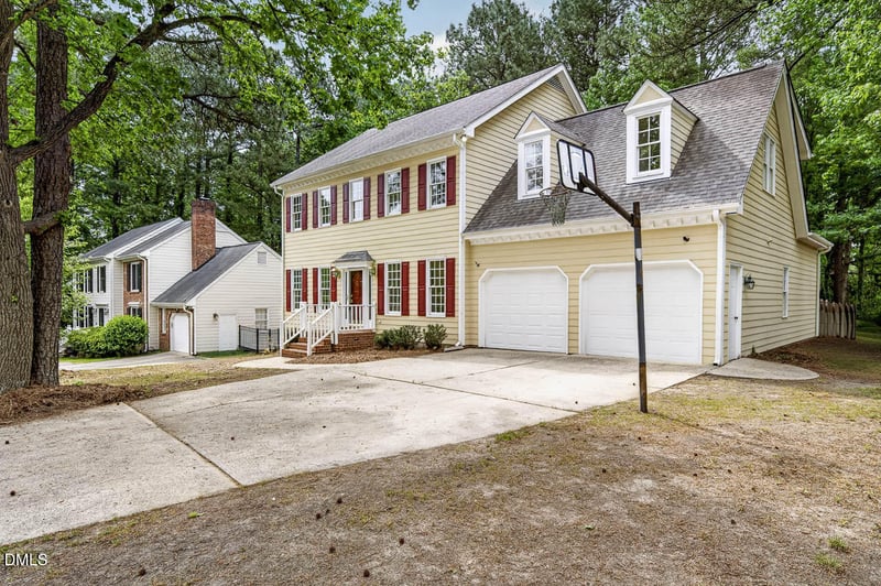 2209 Lodestar Dr, Raleigh, NC 27615