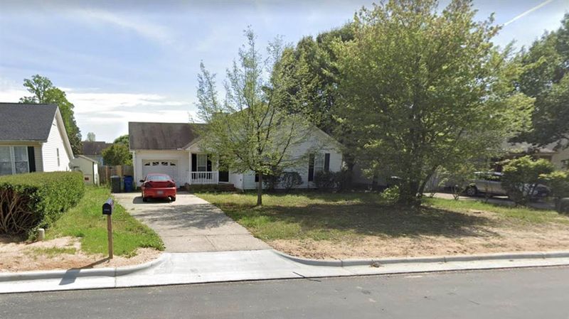 2209 Maybrook Dr, Raleigh, NC 27610