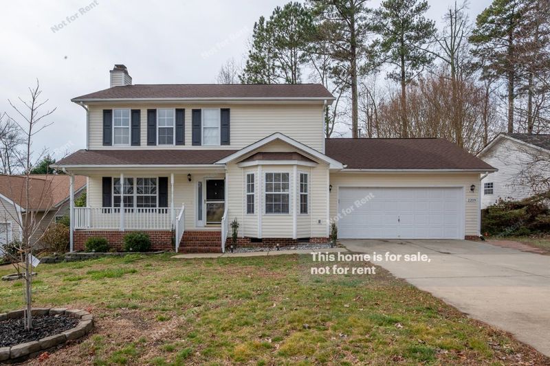 2209 Oak Stream Ln, Apex, NC 27523