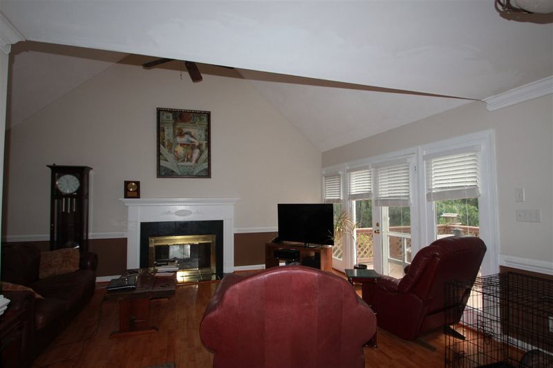 2209 Ravens Creek Ct, Raleigh, NC 27603