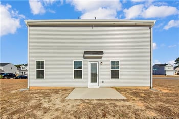 2209 Roadster Pony Ln, Hope Mills, NC 28348