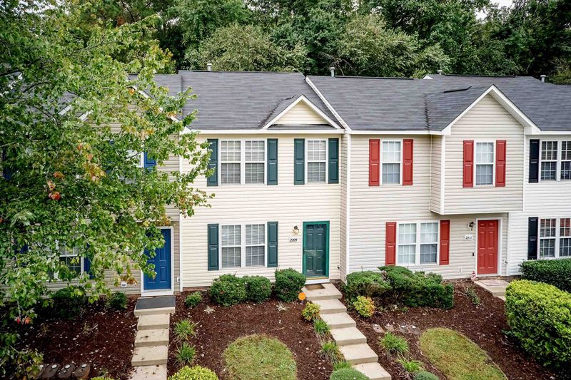 2209 Violet Bluff Ct, Raleigh, NC 27610