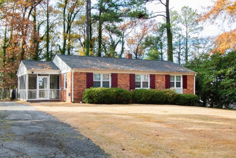 2209 Watkins St, Raleigh, NC 27604