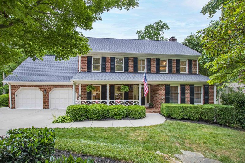 2209 Weybridge Dr, Raleigh, NC 27615