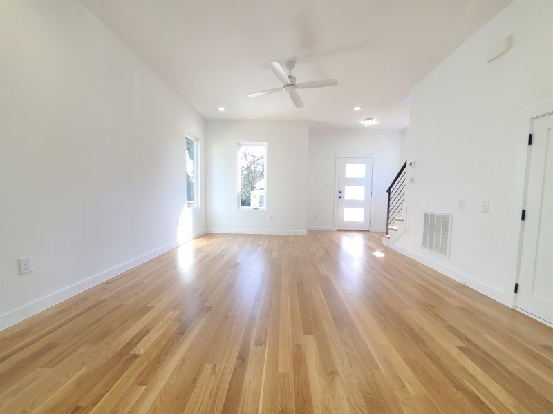 221 Bledsoe Ave, Raleigh, NC 27601