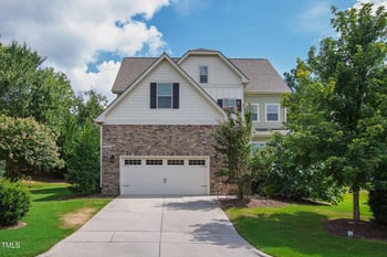 221 Brook Manor Ct, Cary, NC 27513