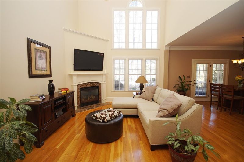 221 Candia Ln, Cary, NC 27519