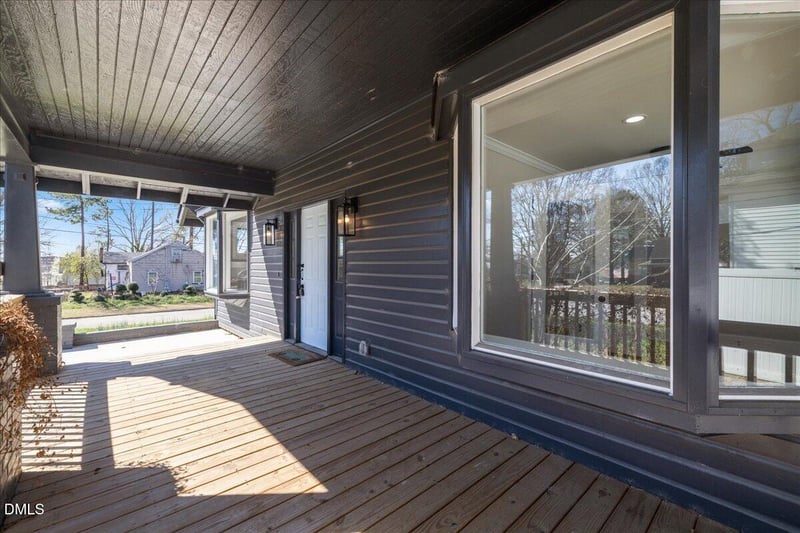221 Charlotte Ave, Sanford, NC 27330
