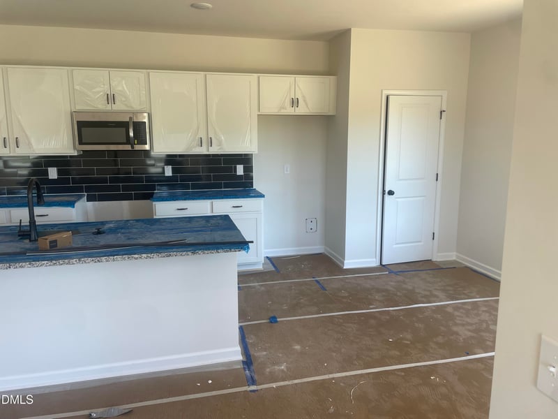 221 Courtside Dr, Dunn, NC 28334