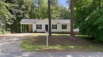 221 Dogwood Ave, Clayton, NC 27520