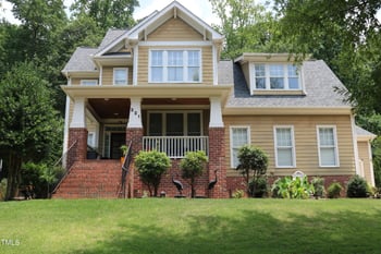 221 Grantwood Dr, Holly Springs, NC 27540