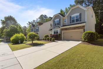 221 Hammond Wood Pl, Morrisville, NC 27560