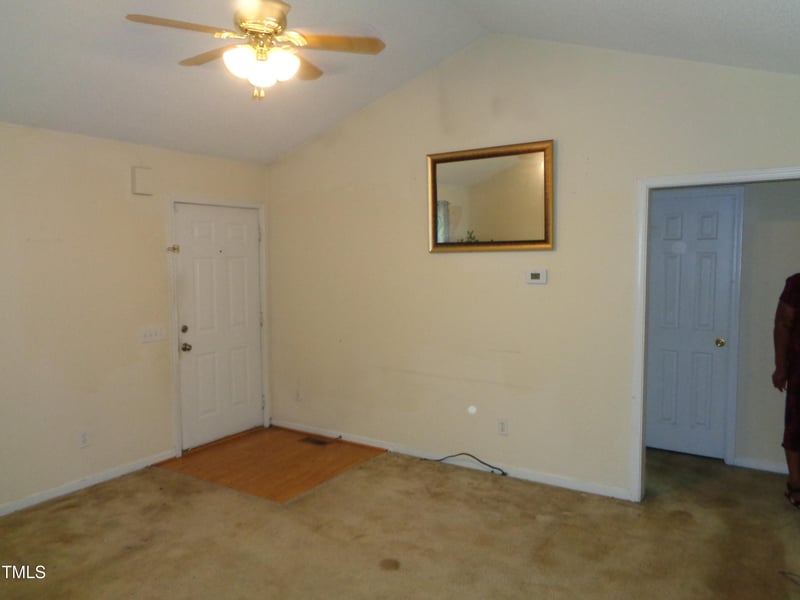 221 Hickory Glen Ln, Durham, NC 27703