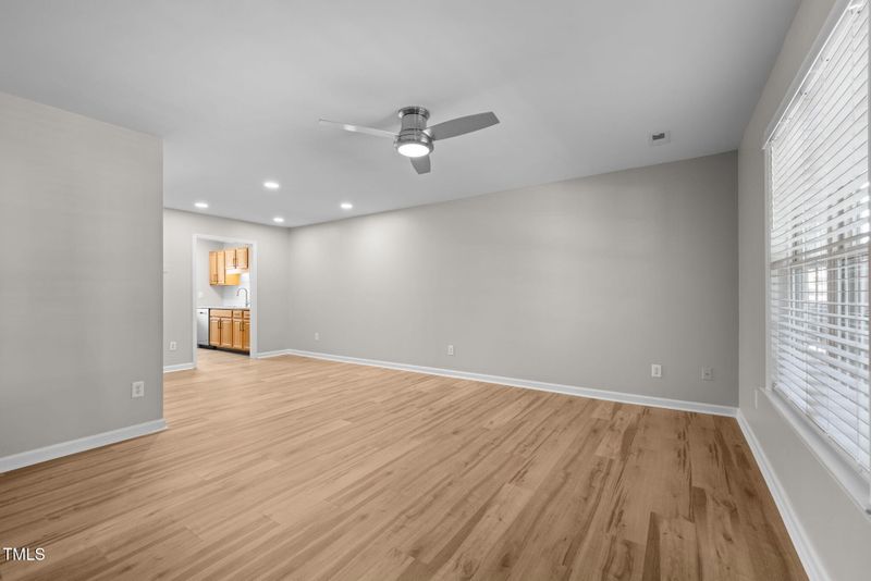 221 Highgate Cir, Wake Forest, NC 27587