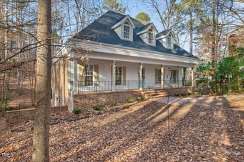 221 Huntington Dr, Chapel Hill, NC 27514