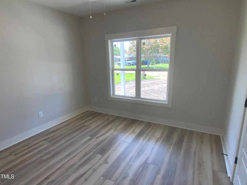 221 E Jackson St, Coats, NC 27521