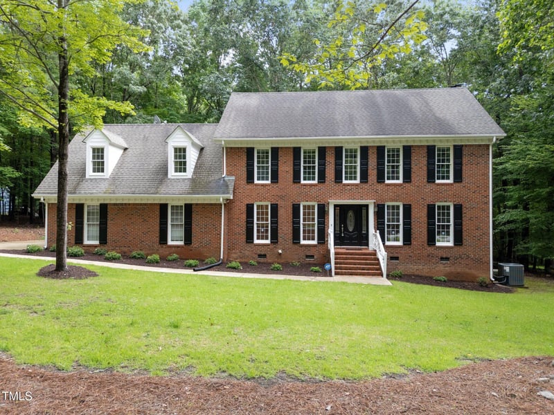 221 Jansmith Ln, Raleigh, NC 27615
