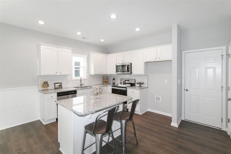 221 S Kramer Pa, Clayton, NC 27527