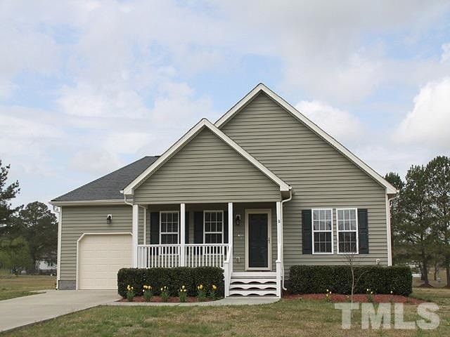221 Melanie Ln, Willow Springs, NC 27592