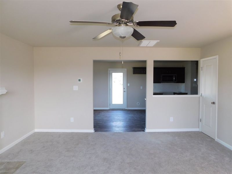 221 Mill Stream Dr, Selma, NC 27576
