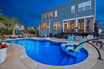 221 Obsidian Dr, Holly Springs, NC 27540