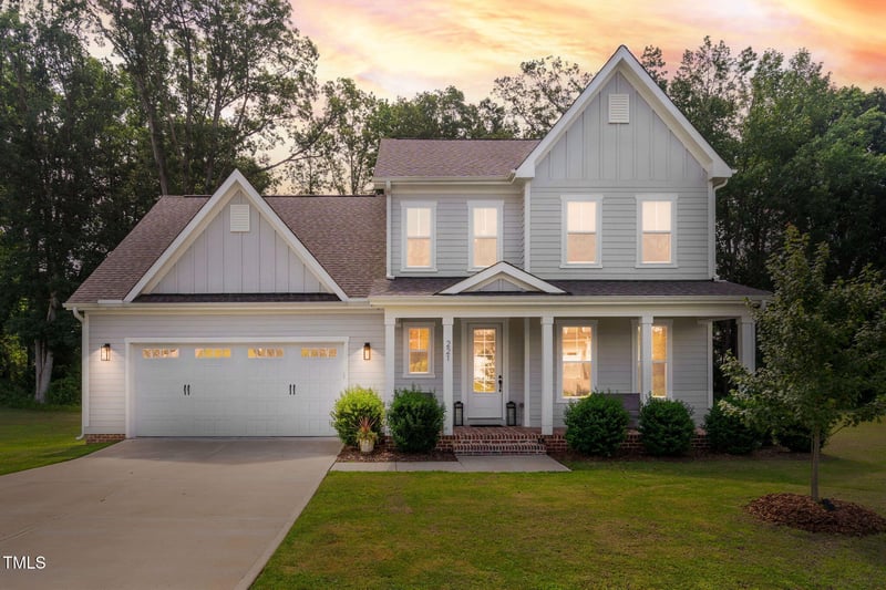 221 Old Hickory Dr, Raleigh, NC 27603