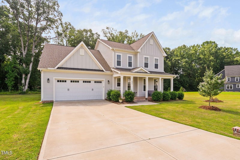 221 Old Hickory Dr, Raleigh, NC 27603