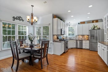 221 Parkridge Dr, Clayton, NC 27527