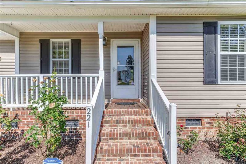 221 Patterdale Pl, Benson, NC 27504